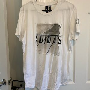 Adidas tee
